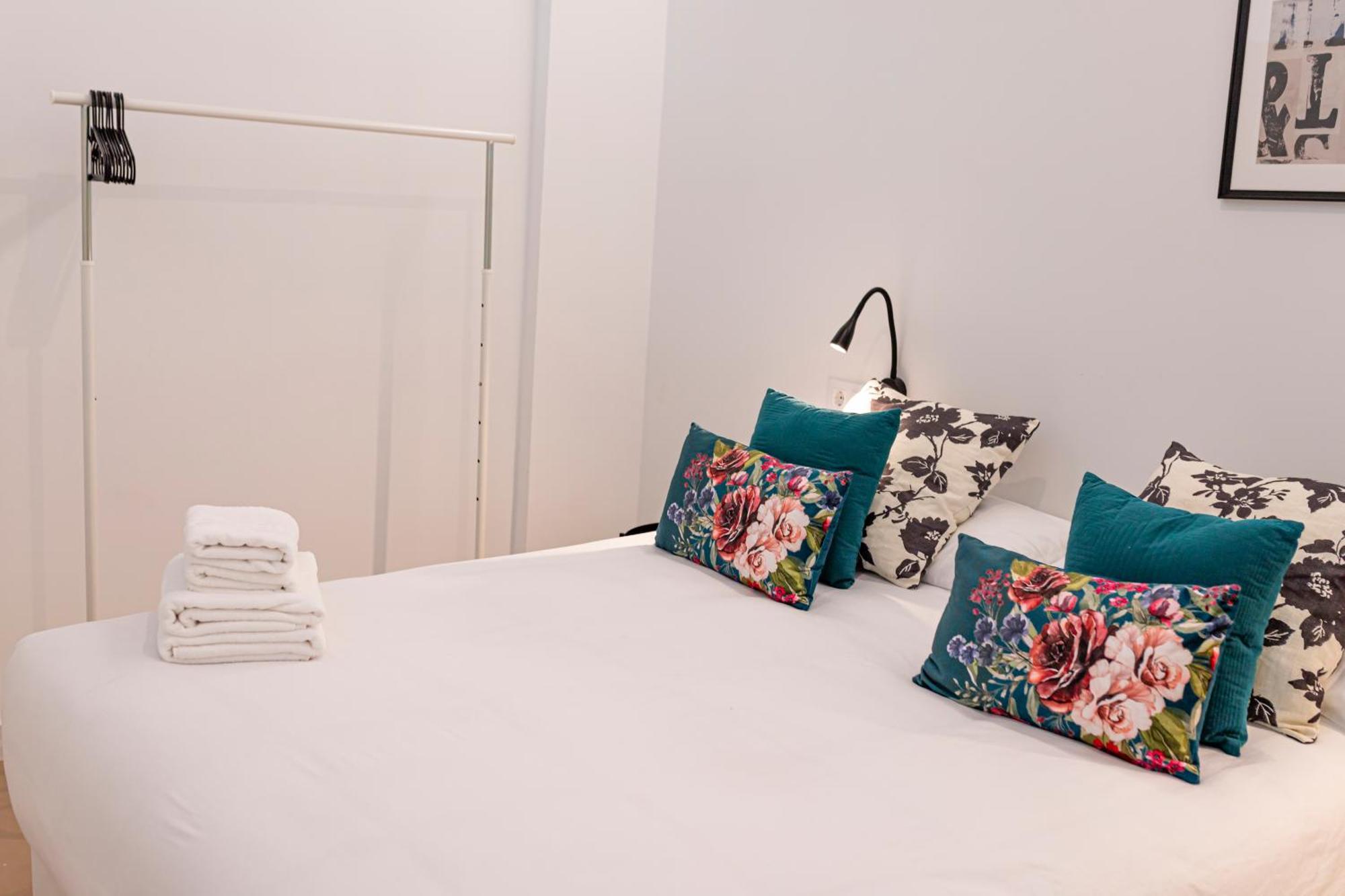 Resolana Suites Севилья Экстерьер фото